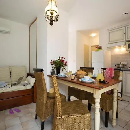 Semesterbostad In Corsica Near Canella