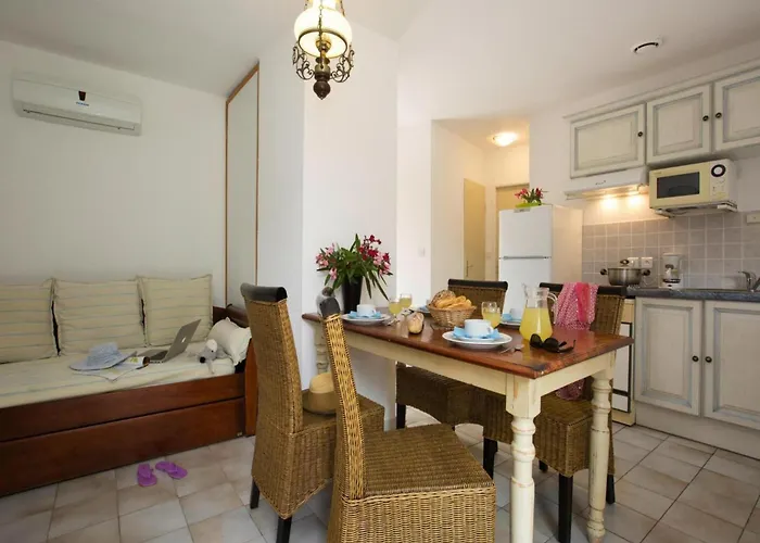 Holiday home In Corsica Near Canella